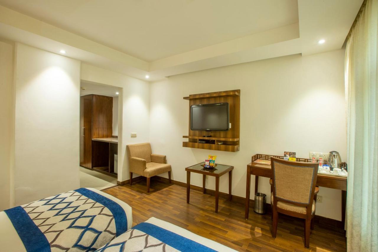 Hotel Arch International New Delhi Luaran gambar