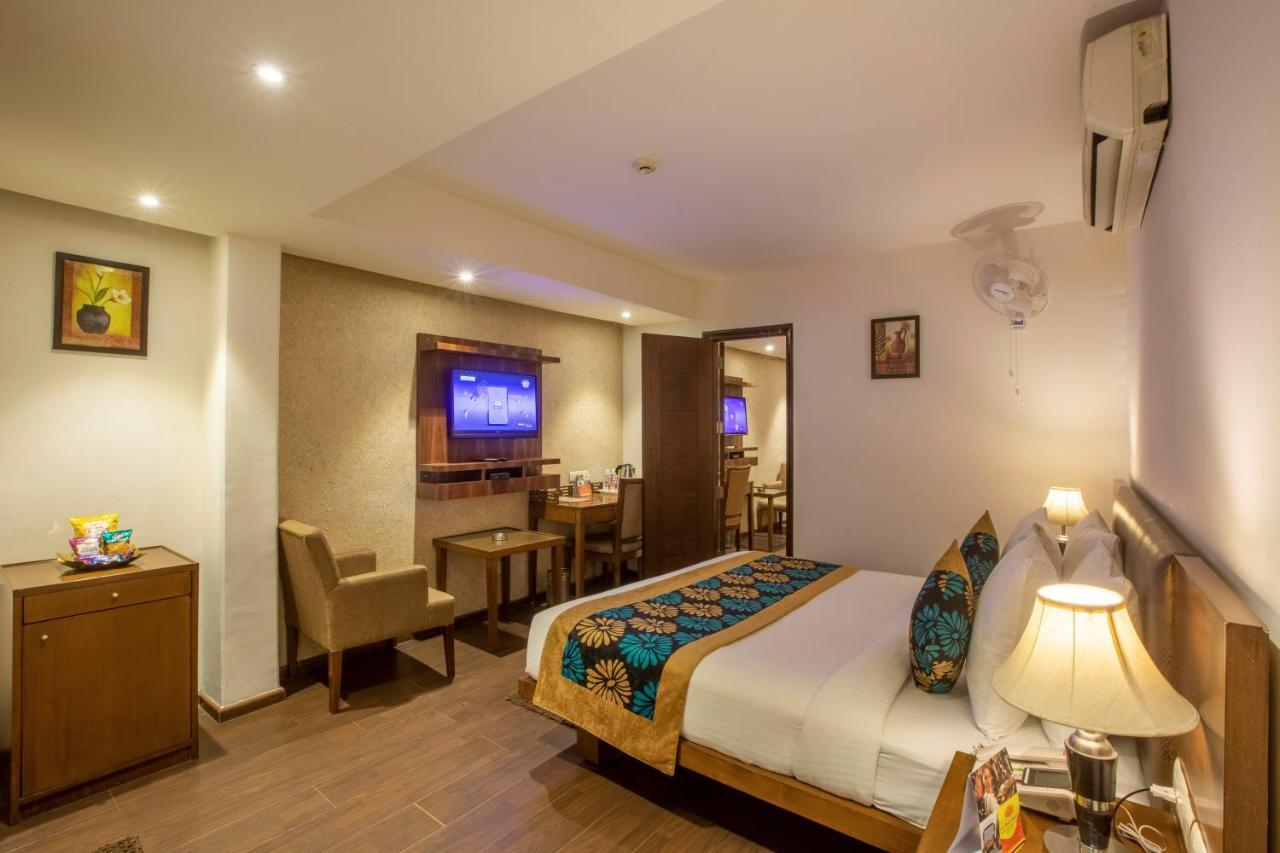 Hotel Arch International New Delhi Luaran gambar